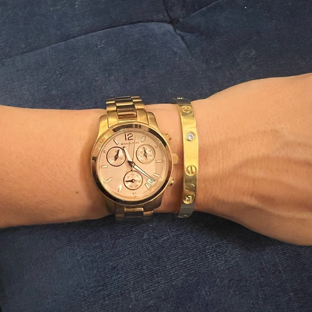 MICHAEL KORS ROSE-GOLD TONE WATCH!! - Picture 5 of 5